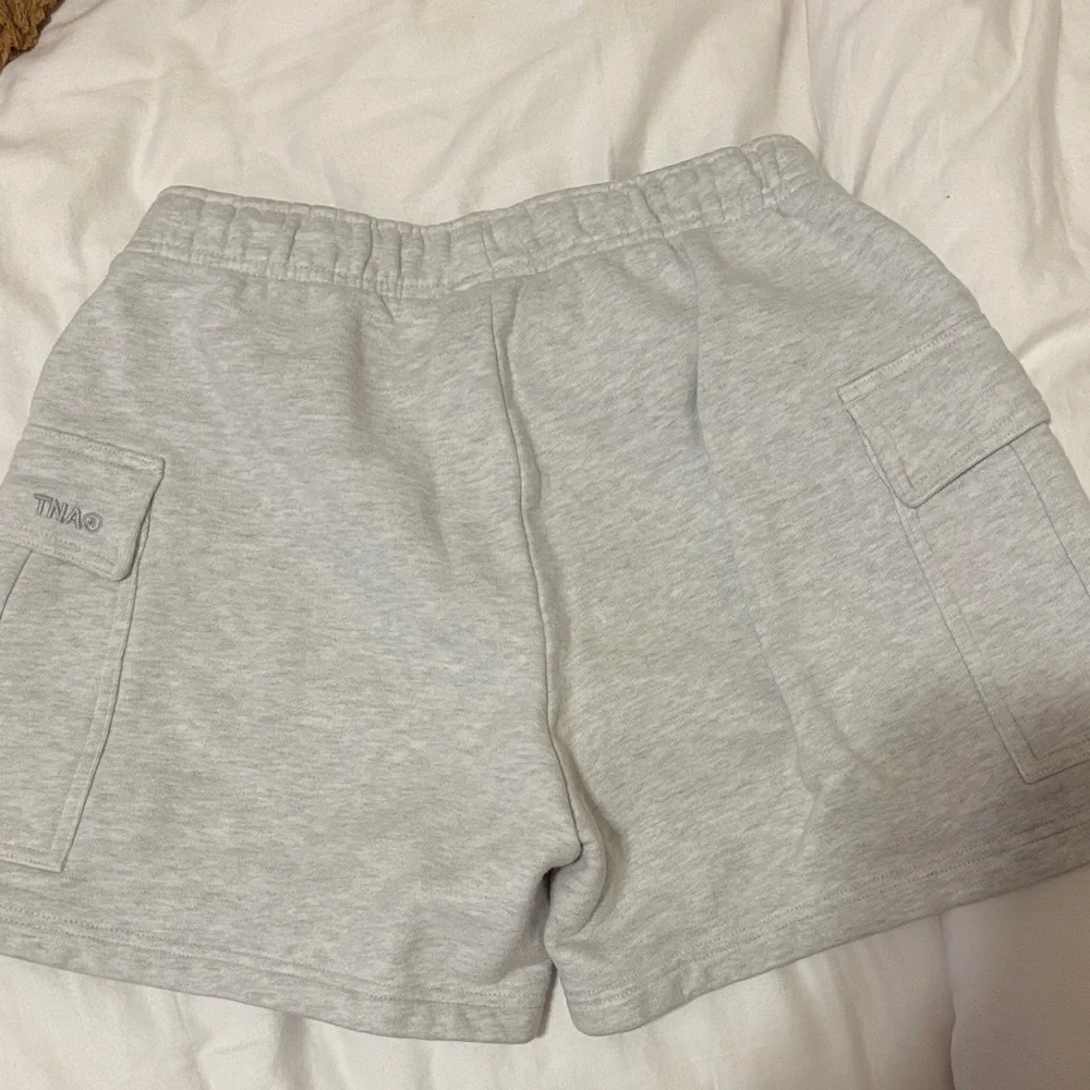 TNA Light Gray Cargo Shorts - Picture 2 of 4